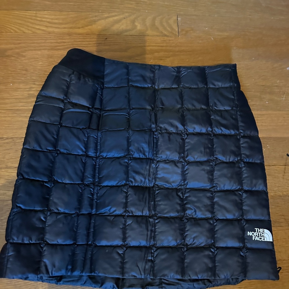 Thermoball skirt-North Face small
